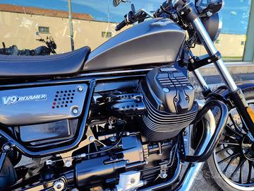 Moto Guzzi V9 Roamer - accessoriata - tagliandata