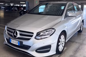 Mercedes-benz B 180 Premium 84.836 km Unico Propri