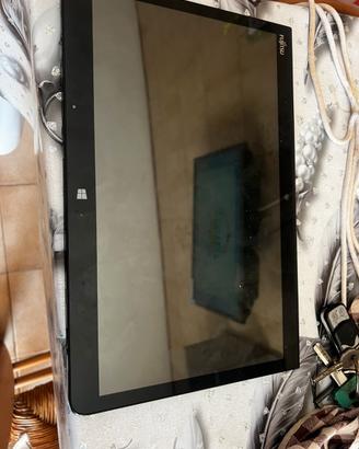 Tablet sprovvisto di Alimentatore