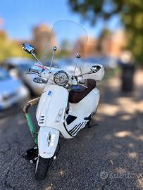 Piaggio Vespa Primavera 50CC