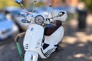 Piaggio Vespa Primavera 50CC