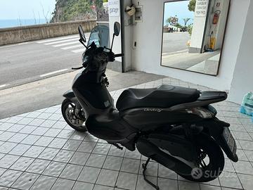 Piaggio Beverly 350 Sport Touring i.e. ABS