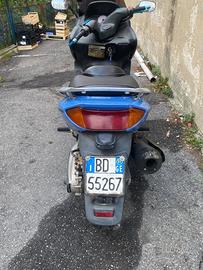 Yamaha T Max - 2001