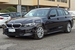 BMW 320d 48V Touring Business Advantage