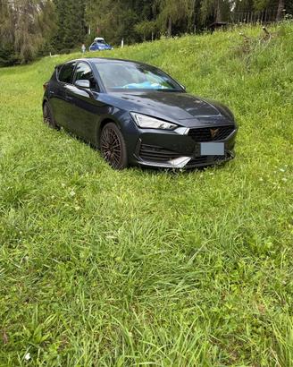 CUPRA Leon 2024 – 204 CV Benzina/Plug-in Hybrid