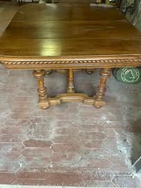 Tavolo fine 800’ francese allungabile