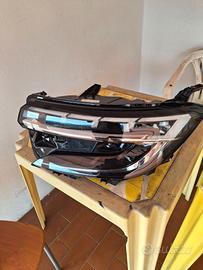 Faro renault austral