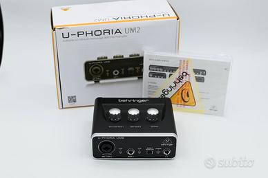 scheda audio Behringer U-Phoria UM2