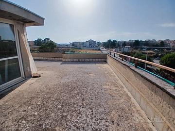 Attico panoramico c/2 con terrazzo+posto auto