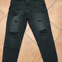 Jeans Pull&Bear neri con strappi - Taglia EUR 40