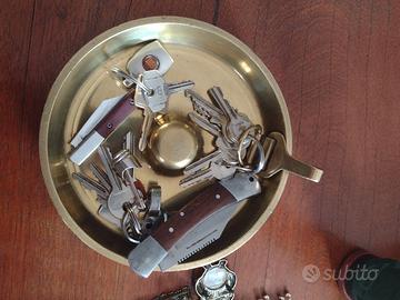 svuotatasche da tavolo in ottone