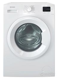 LAVABIANCHERIA INDESIT NUOVA CON GARANZIA