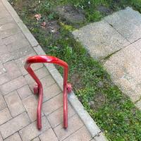 Cavalletto moto anteriore