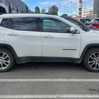 Jeep Compass 1.6 TDI LIMITED