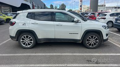 Jeep Compass 1.6 TDI LIMITED