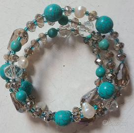 Bracciale vintage con perle turchese e cristalli