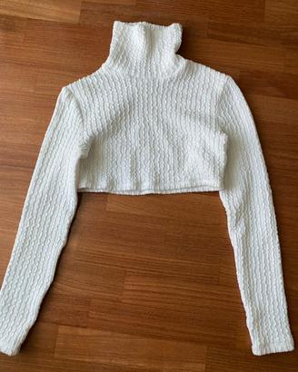 MAGLIONE CROP  a collo alto Bershka