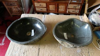 Lavandino in pietra di fiume sasso