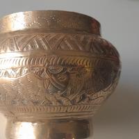 vaso piccolo in ottone lavorato a mano egiziano  