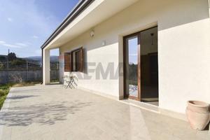 Villa o villino - Aci Sant'Antonio
