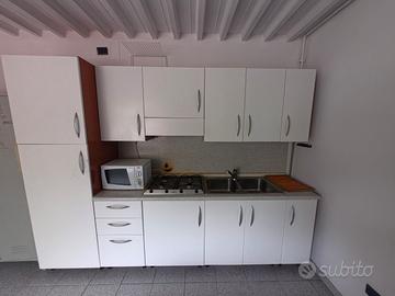 CUCINA LINEARE COMPLETA+ELETTRODOMESTICI