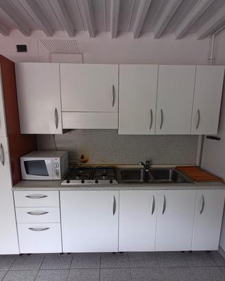 CUCINA LINEARE COMPLETA+ELETTRODOMESTICI
