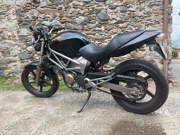 Honda VTR 250