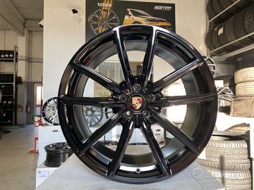 Cerchi NUOVI Porsche raggio 22 cod.9832