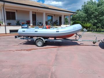 gommone motore e carrello