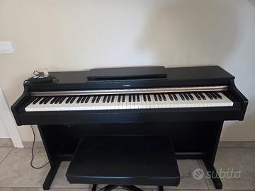 pianoforte Yamaha arius ydp-162
