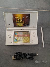 nintendo dsi bianco con giochi