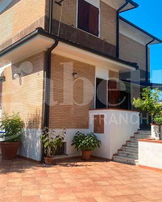 Terratetto Terracina [Cod. rif 3337811VRG]
