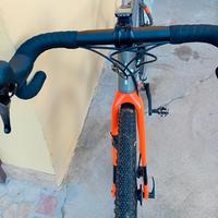 Bicicletta gravel