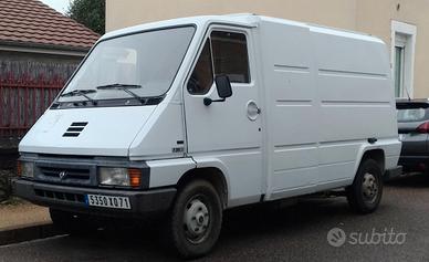 C.e.r.c.o. pezzi carrozzeria Renault master 1995