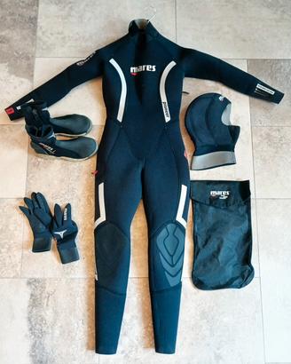 Set muta umida 5 mm XS accessoriata Pioneer Mares