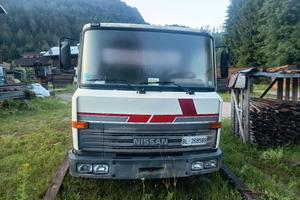 Iveco con cassone 