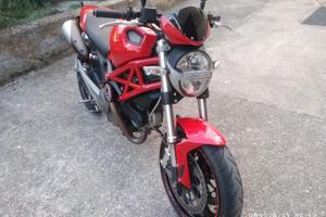 Ducati Monster 696plus Plus
