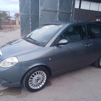 Lancia Ypsilon 1.2 Oro UniPro