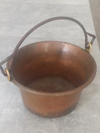 Pentola in rame vintage 