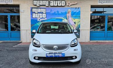 Smart Forfour 70 1.0 twinamic Passion NAV RETROCAM