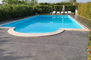 Viletta Giacomo con Piscina