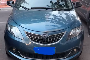  Lancia Yps