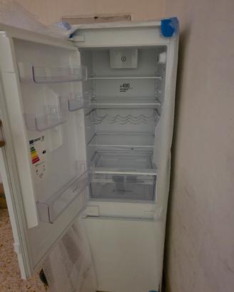 Frigorifero Indesit da incasso NUOVO