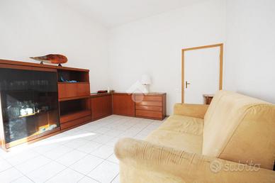 3 LOCALI A PRATO