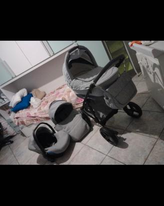 trio passeggino Momont 