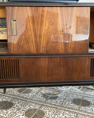 Consolle rafio-giradischi a ‘50. Ritiro in Abruzzo