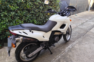 Aprilia Pegaso 650 intera, per ricambi o permuto