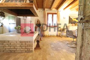 VILLA BIFAMILIARE VISNADELLO RIF. US6