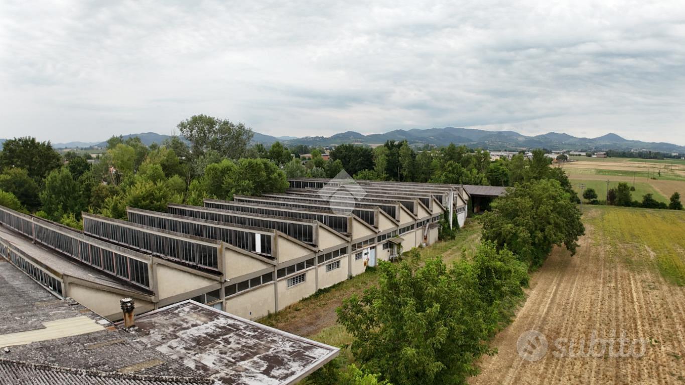 TERRENO A VOGHERA - Vista 3