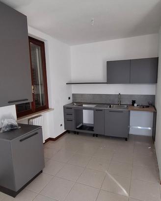 Cucina su misura "Arredo 3"